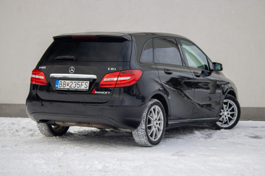 Mercedes-Benz B trieda
