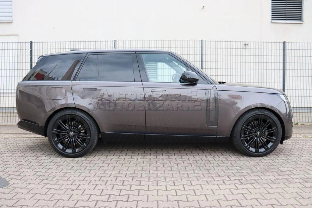 Land Rover Range Rover 4.4i V8 P530 Autobiography AWD A/T