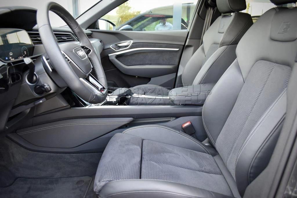 Audi e-tron 55 quattro S line