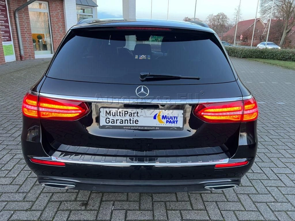 Mercedes E trieda T 220 d A/T