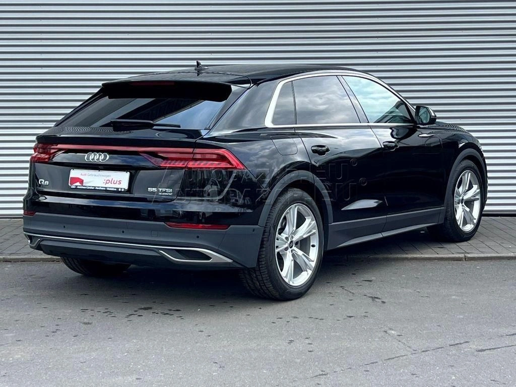 Audi Q8 55 TFSI mHEV quattro tiptronic