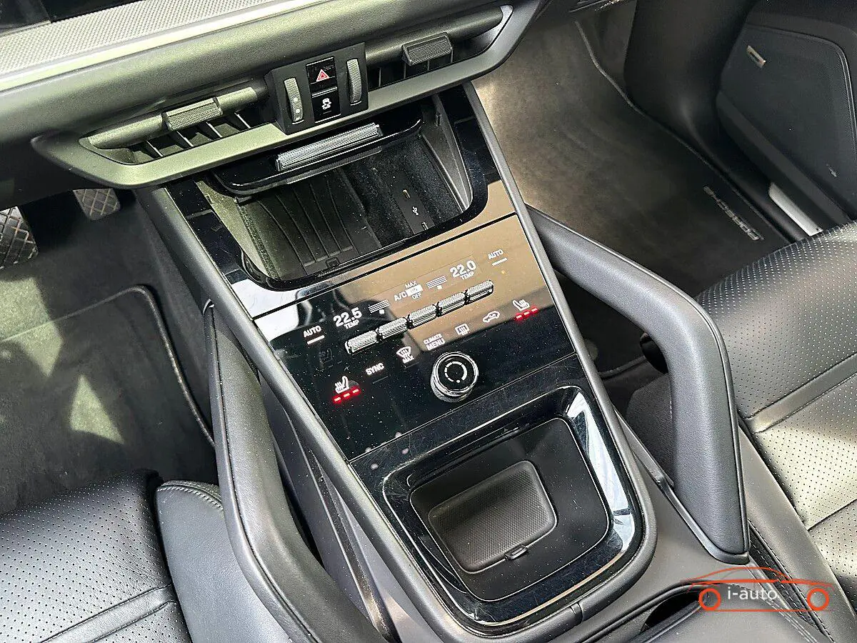 Porsche Cayenne 2023 na predaj – fotografia 26