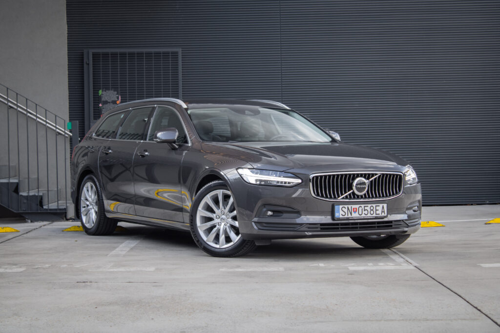 Volvo V90