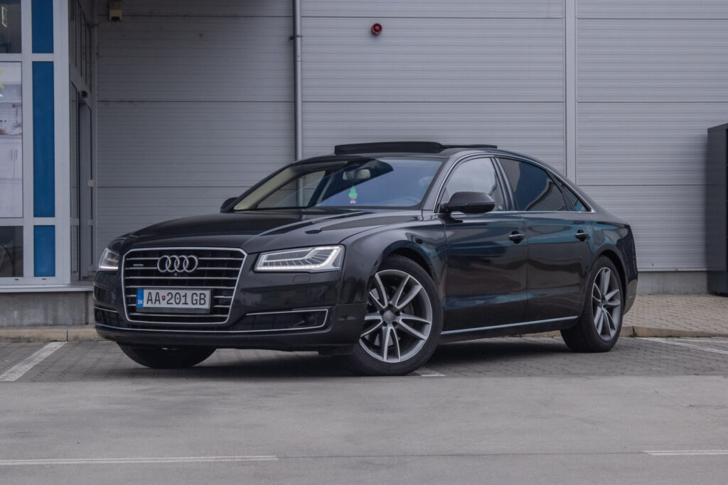 Audi A8