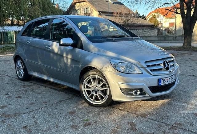 Mercedes-Benz B trieda 180 Autotronic