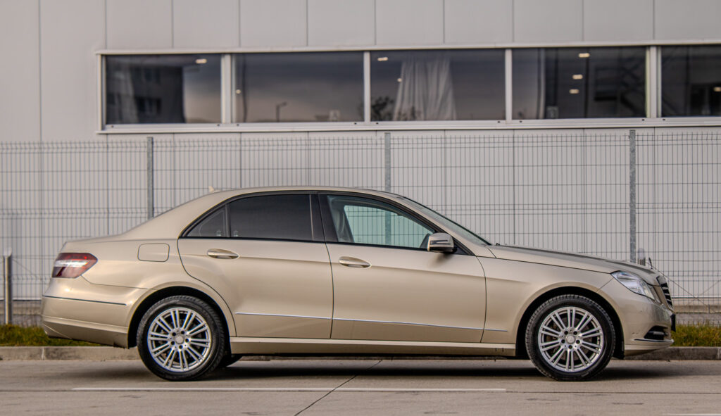 Mercedes E trieda