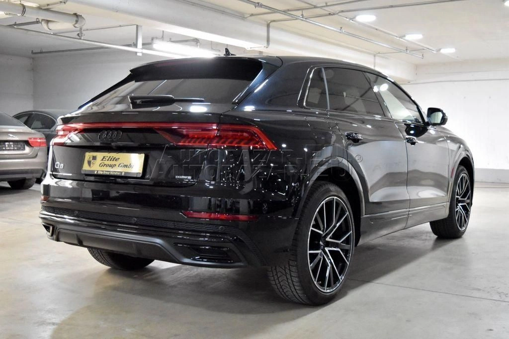 Audi Q8 55 TFSI mHEV quattro tiptronic