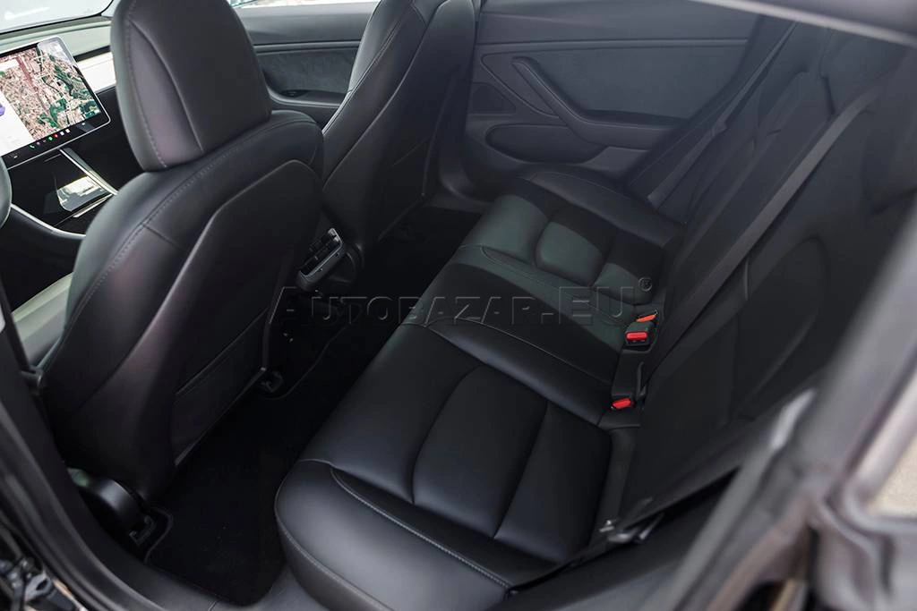 Tesla Model 3 2020 na predaj – fotografia 28
