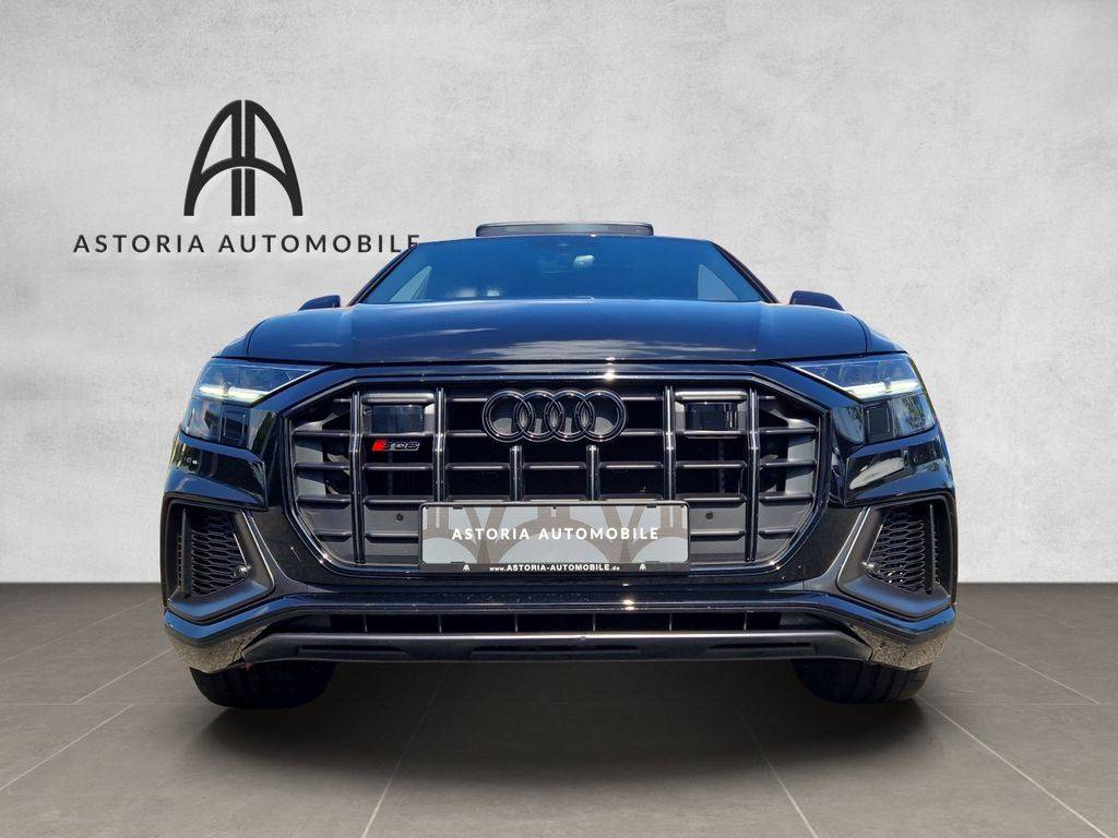 Audi Q8 SQ8 TFSI mHEV quattro tiptronic
