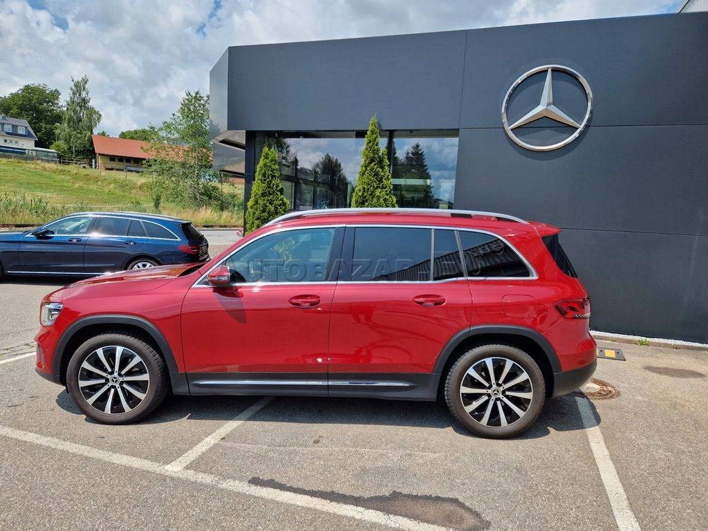 Mercedes-Benz GLB 200d A/T