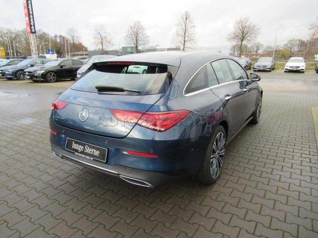 Mercedes-Benz CLA Shooting Brake SB 220 d 4MATIC A/T