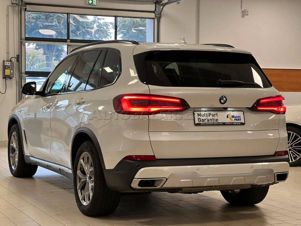 BMW X5 xDrive30d A/T
