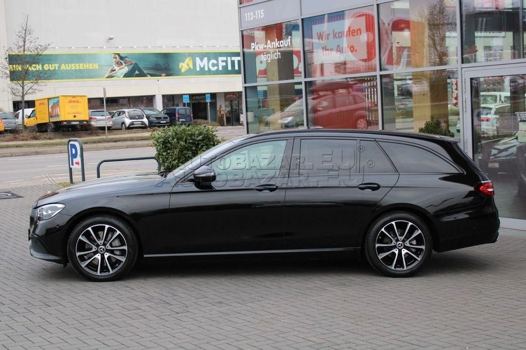 Mercedes E trieda T 300 d mHEV 4MATIC A/T
