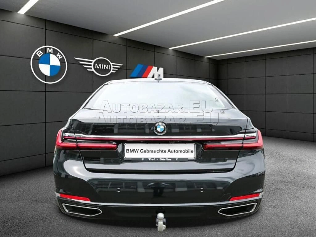 BMW rad 7 750i xDrive A/T