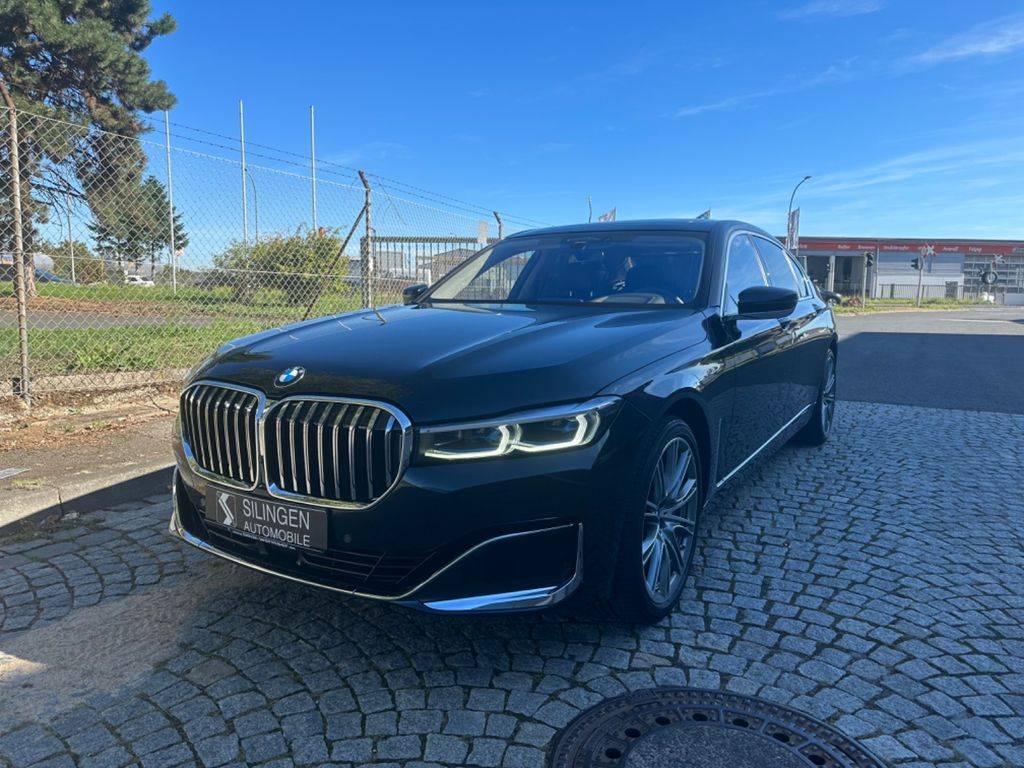 BMW Rad 7 750i xDrive A/T