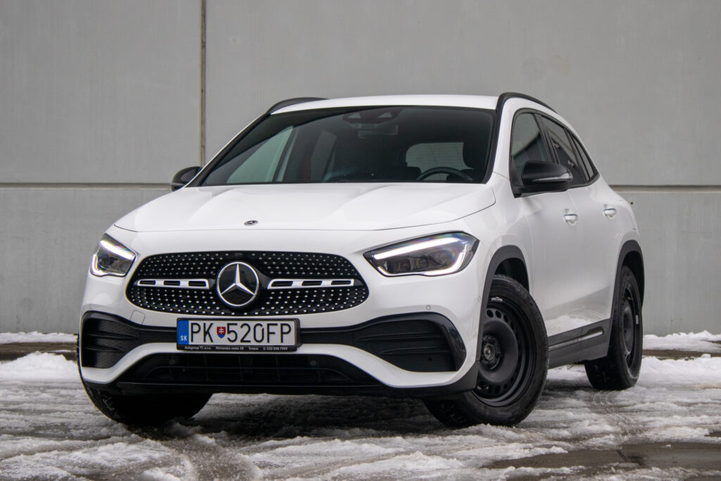 Mercedes GLA trieda