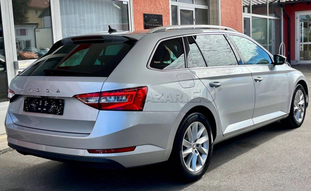 Škoda Superb Combi 2.0 TDI SCR Ambition DSG