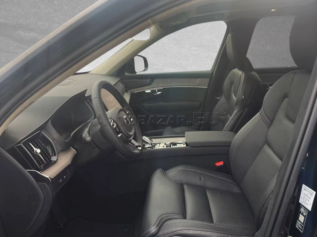Volvo XC90 T8 AWD Recharge Ultra Dark