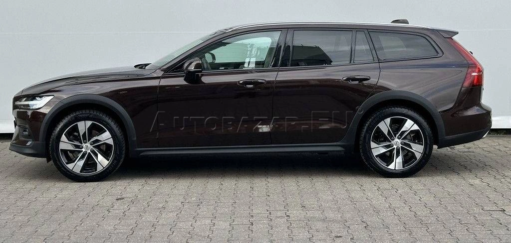 Volvo V60 Cross Country B4 D AWD Geartronic Pro