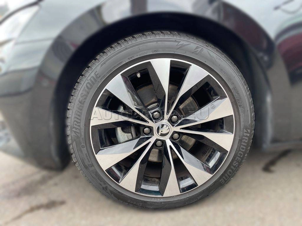 Škoda Superb 2.0 TDI SCR Sportline DSG