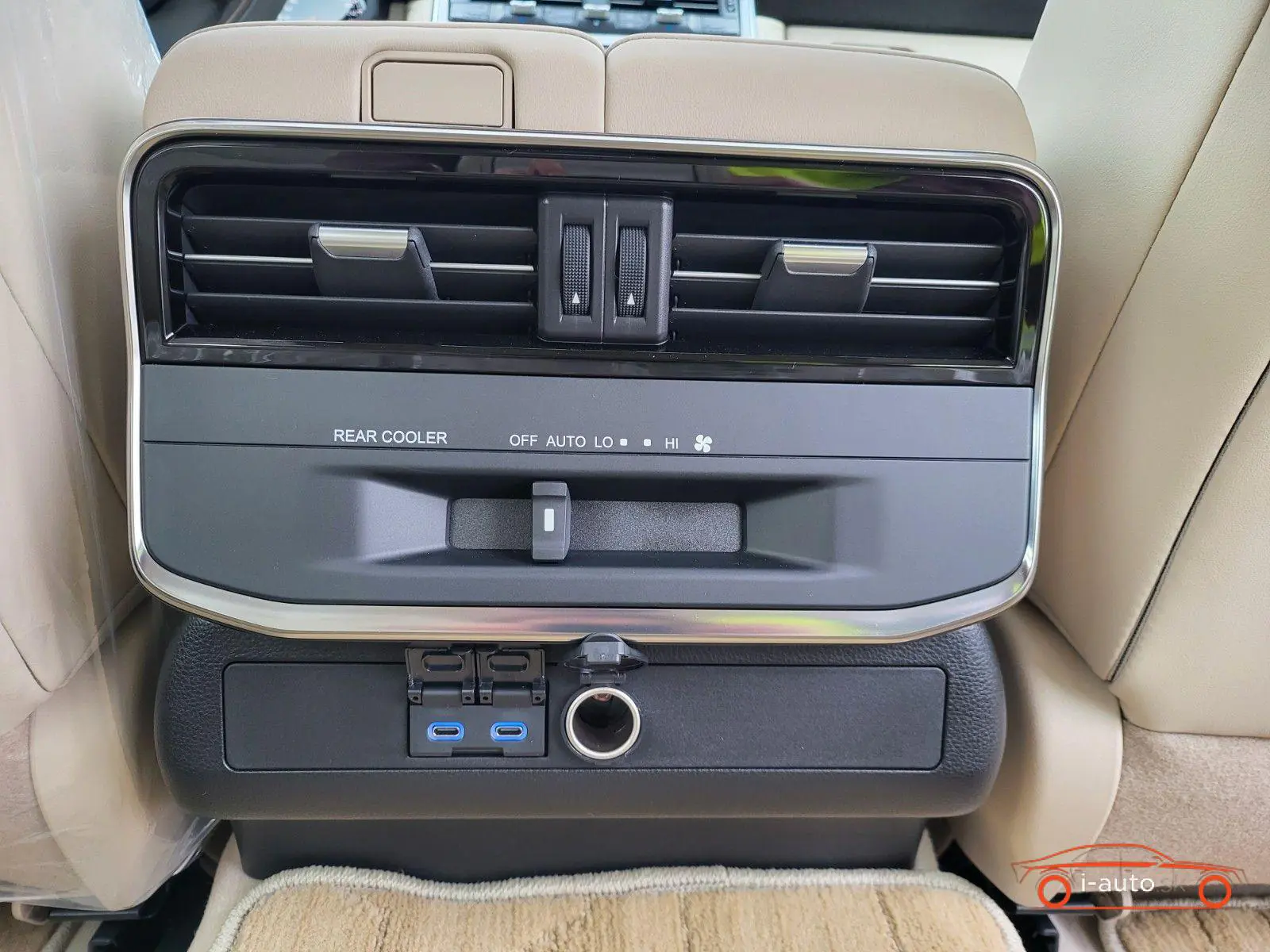 Toyota Land Cruiser 2025 na predaj – fotografia 24