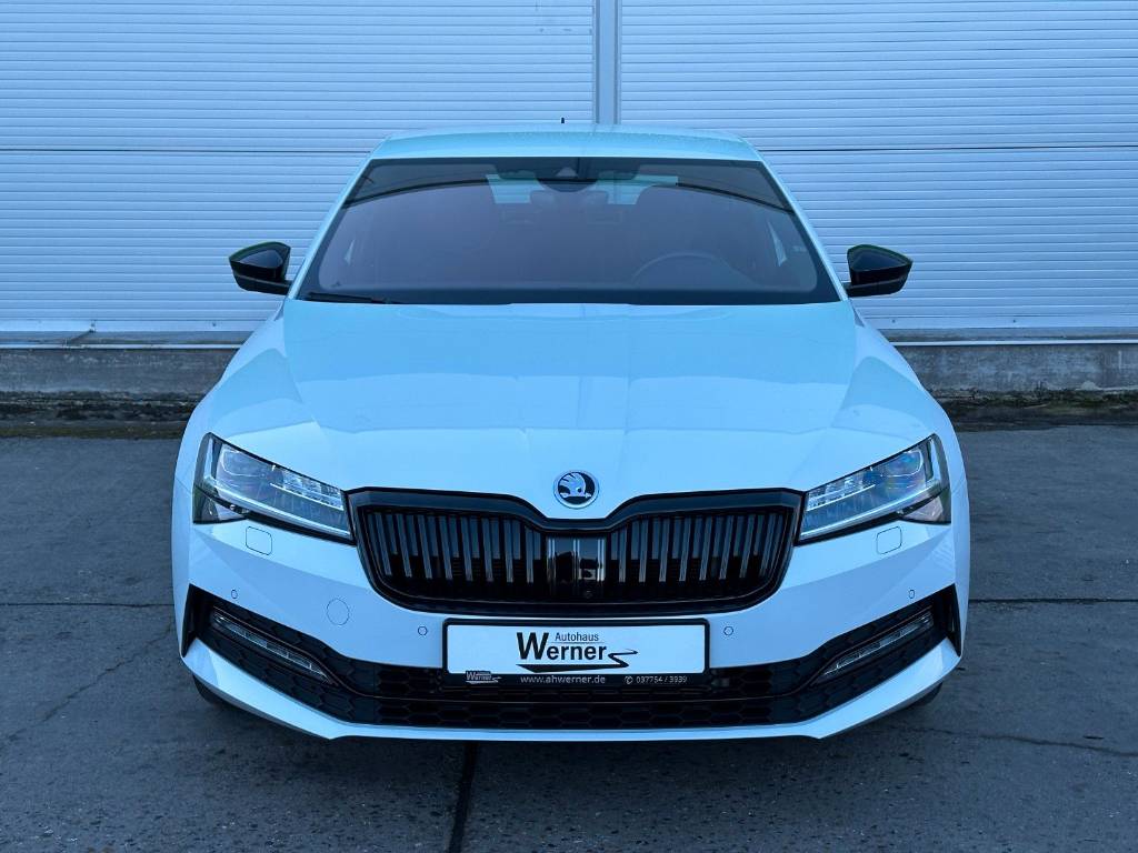 Škoda Superb 2.0 TDI SCR Sportline 4x4 DSG