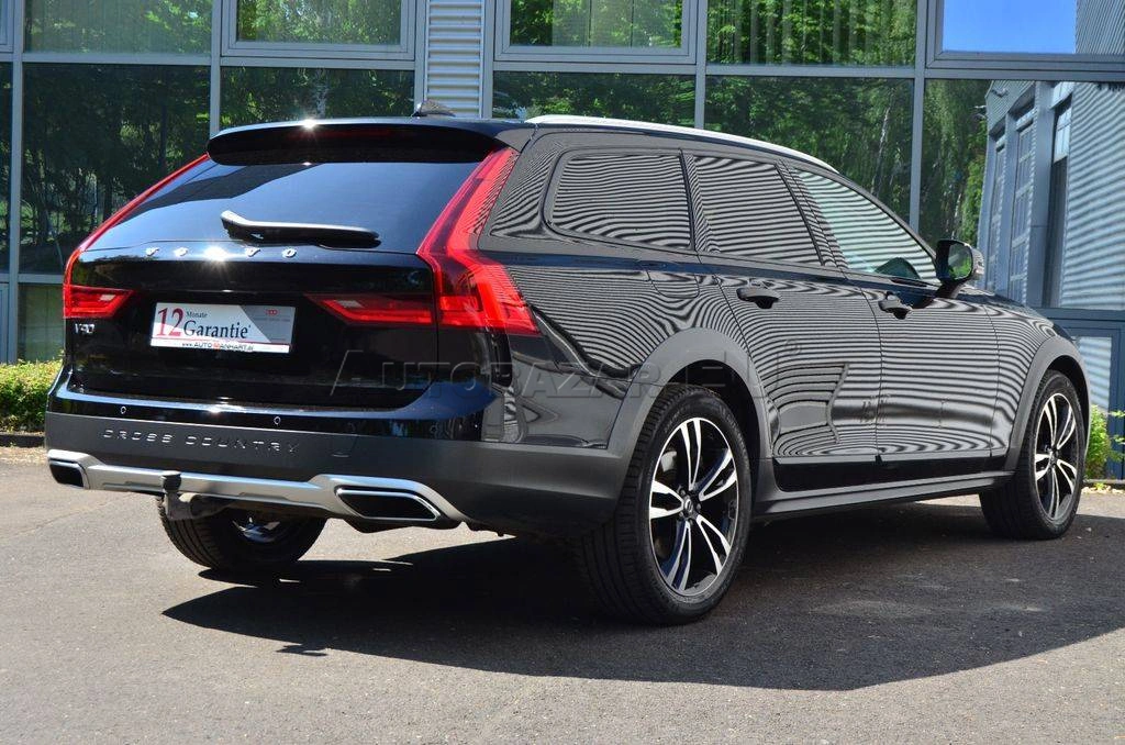 Volvo V90 CC D4 2.0L Cross Country Pro AWD A/T