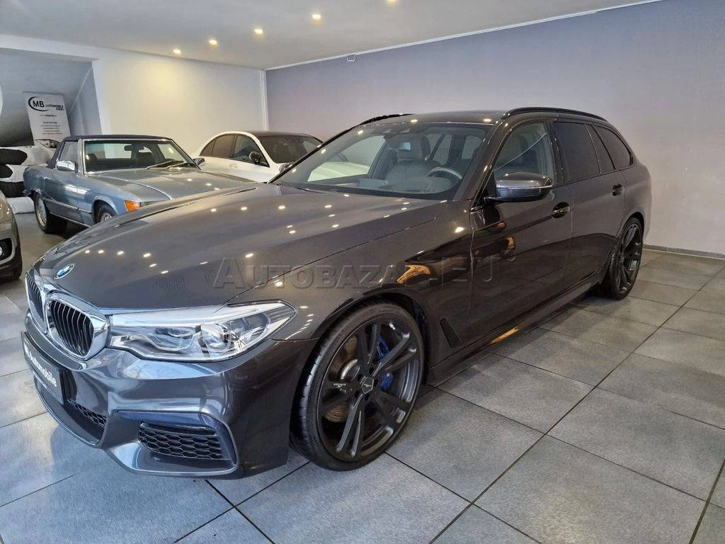 BMW Rad 5 Touring 540i xDrive A/T