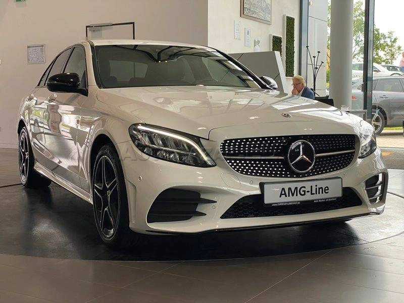 Mercedes-Benz C trieda Sedan 300 d 4MATIC A/T