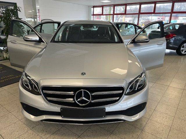 Mercedes-Benz E trieda Sedan 220 d A/T