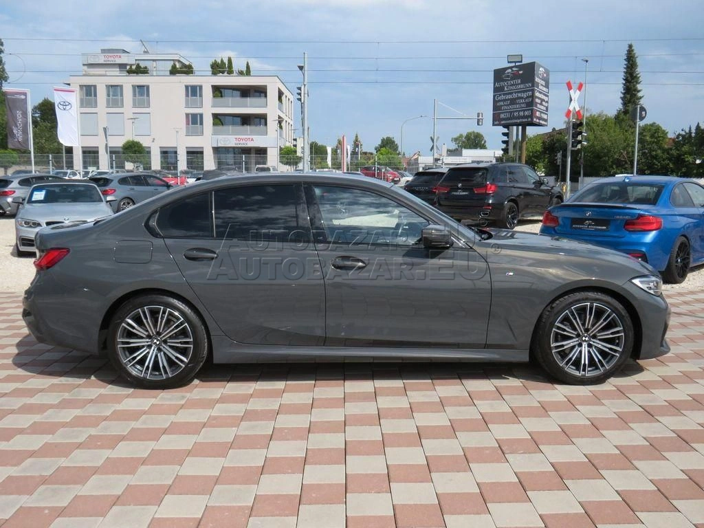 BMW rad 3 320i A/T