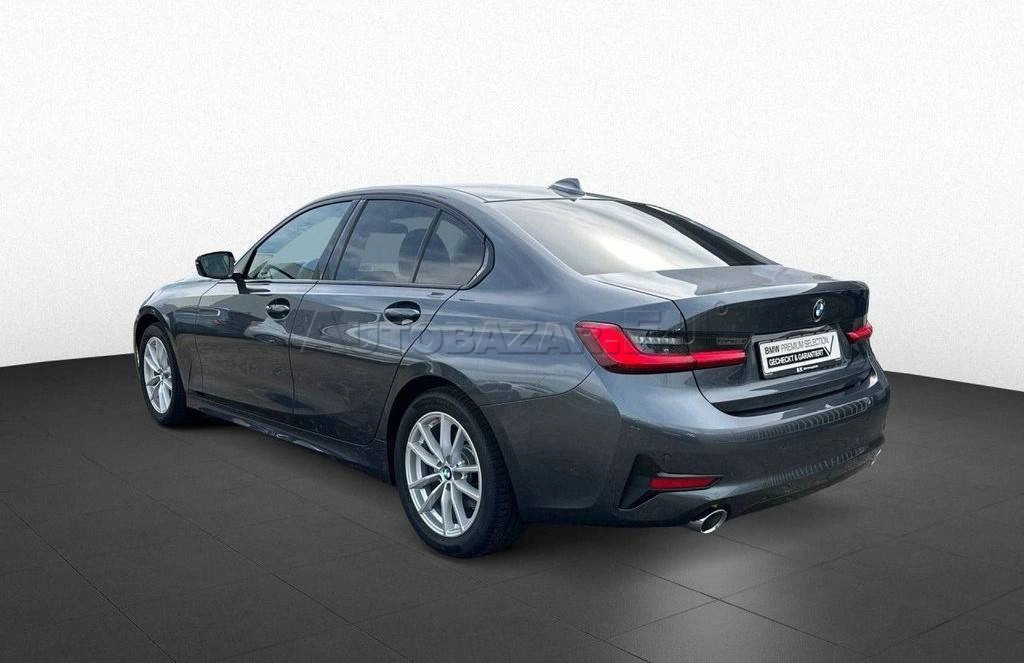 BMW Rad 3 320i A/T