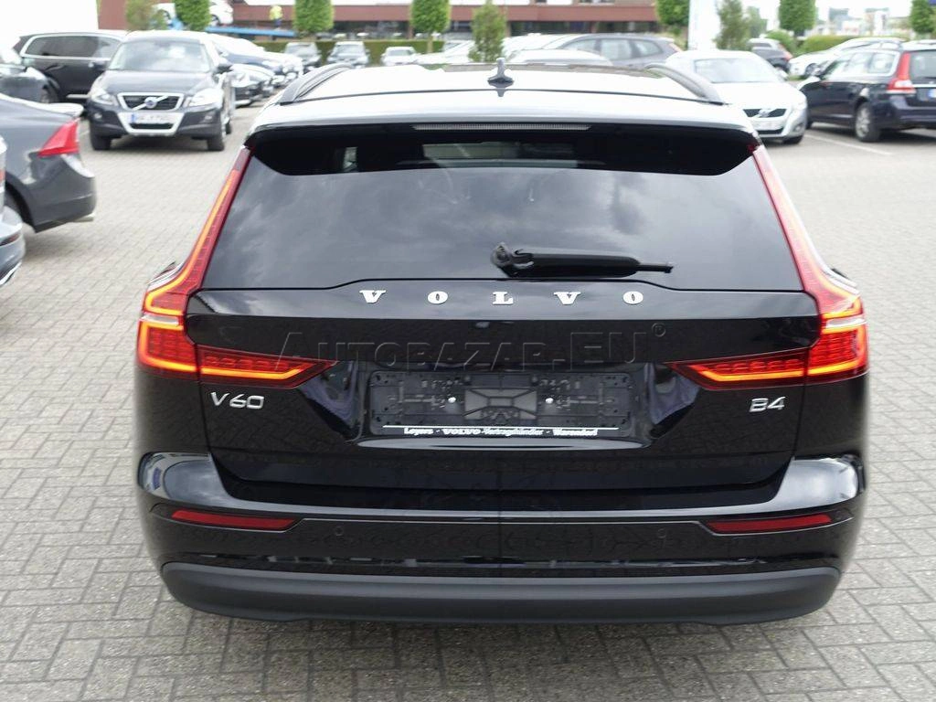 Volvo V60 B4 Core A/T