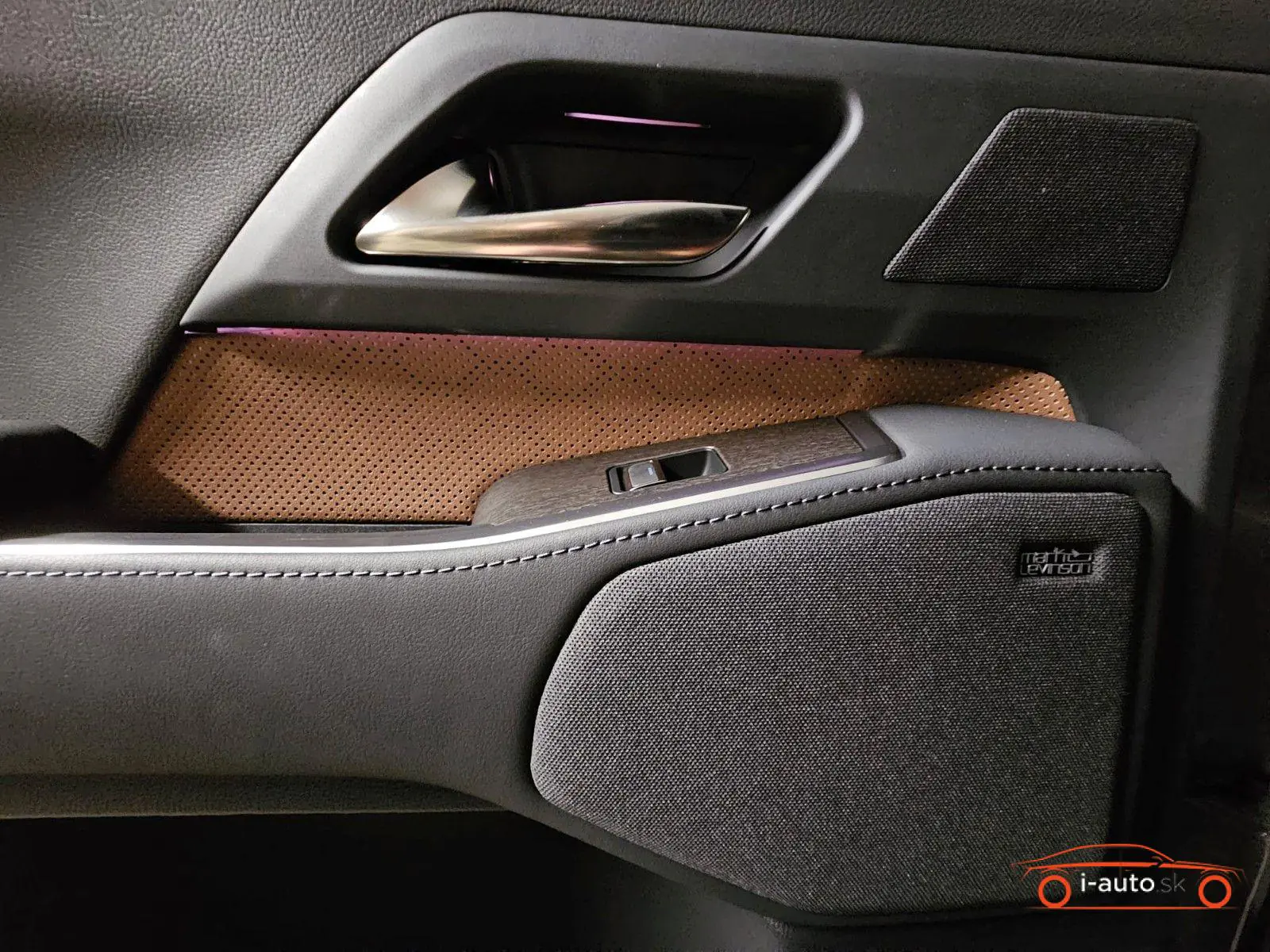 Lexus GX 2025 na predaj – fotografia 12