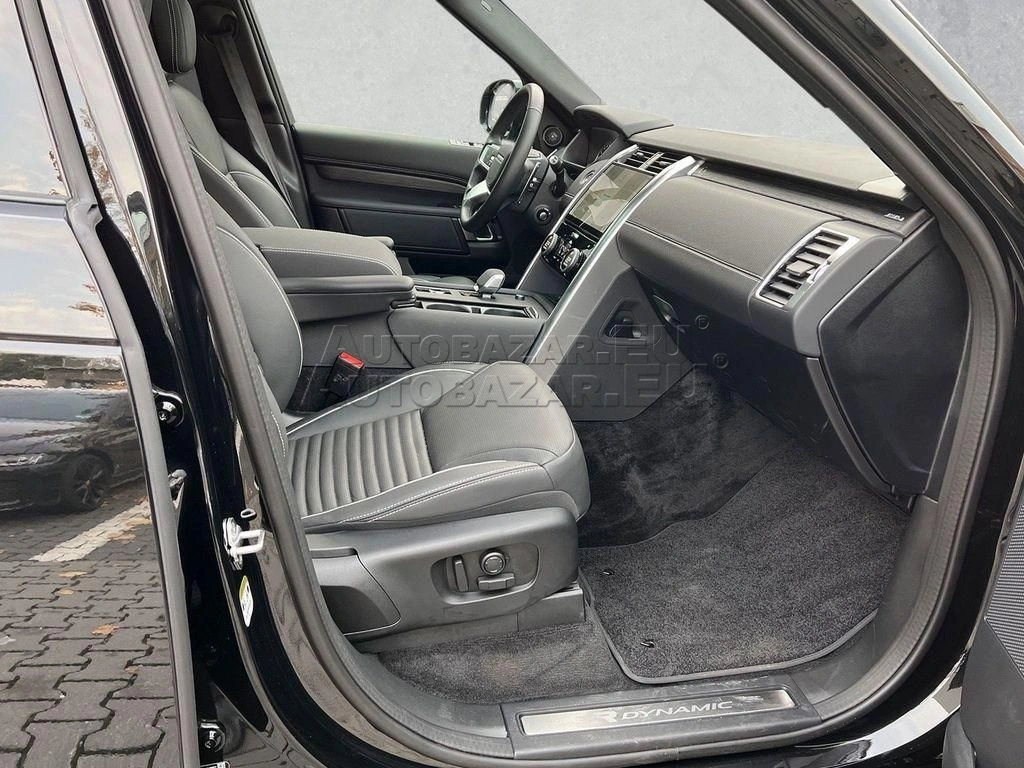 Land Rover Discovery 3.0 I6 D300 MHEV R-Dynamic HSE AWD A/T 5+2