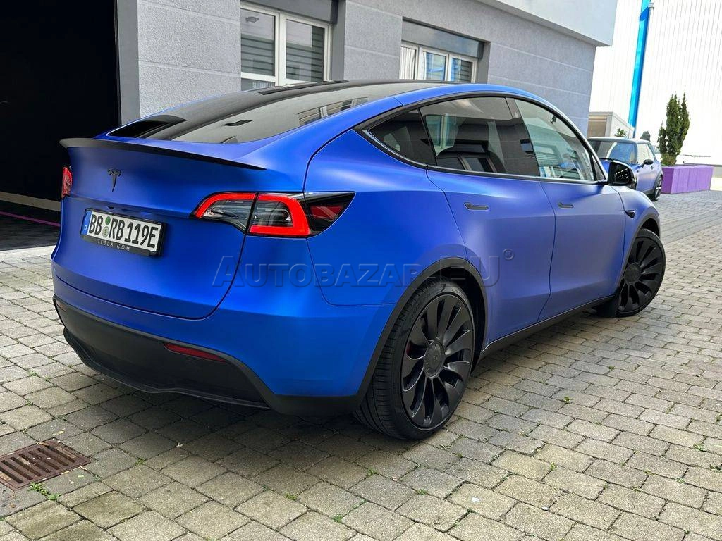 Tesla Model Y 2023 na predaj – fotografia 6