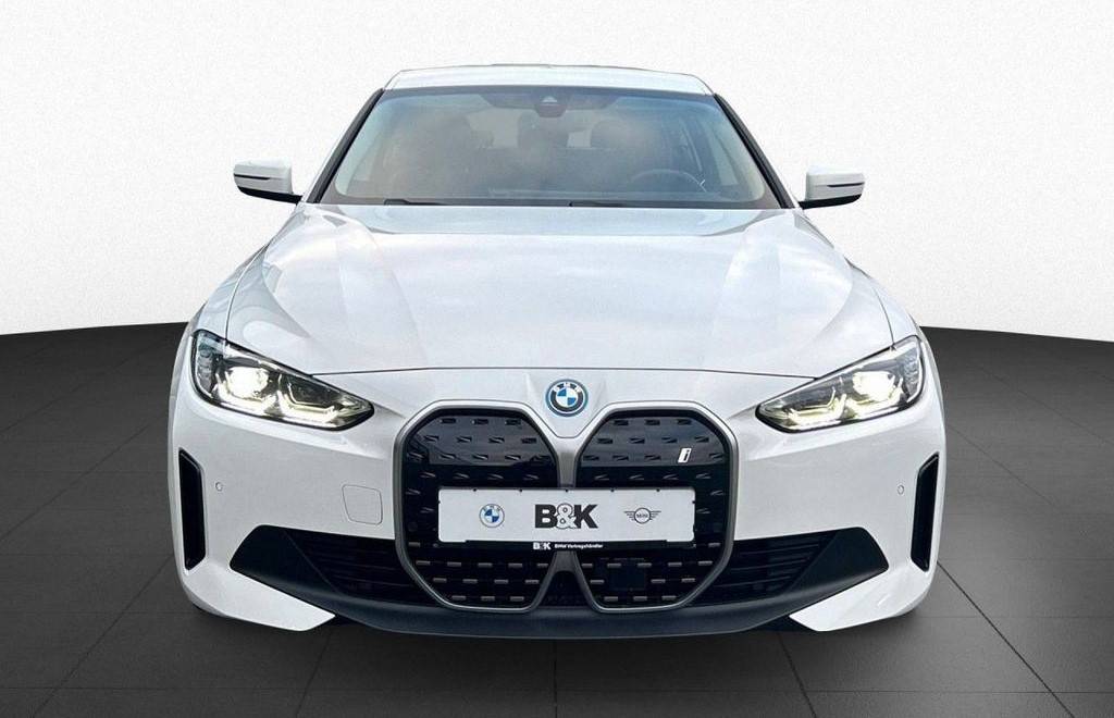 BMW i4 eDrive40