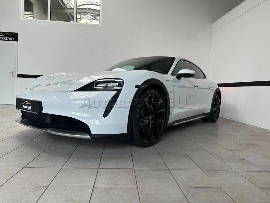 Porsche Taycan 4 Cross Turismo