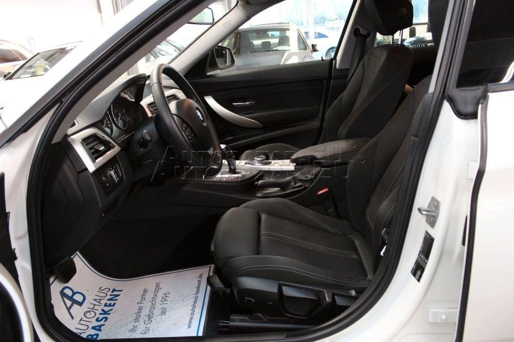 BMW rad 3 GT 320d GT Sport  A/T