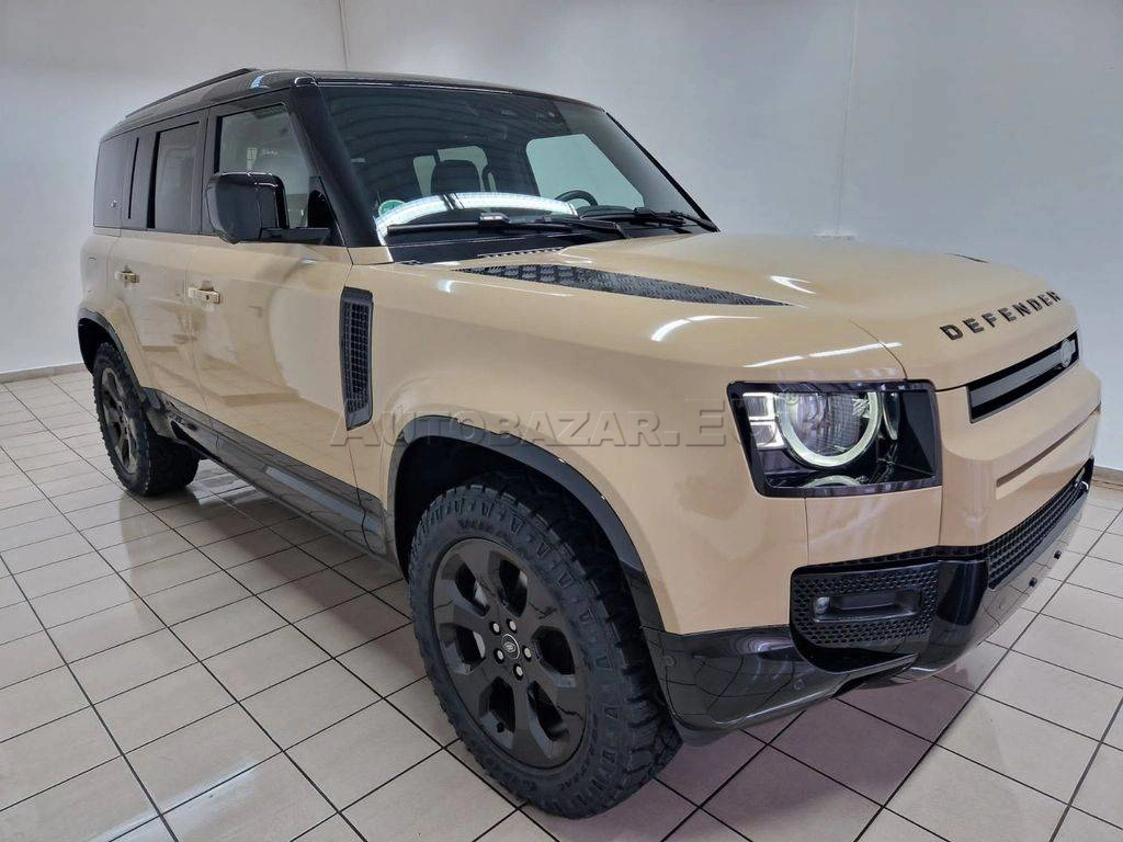 Land Rover Defender 130 3.0D I6 D300 MHEV X-Dynamic SE A/T AWD
