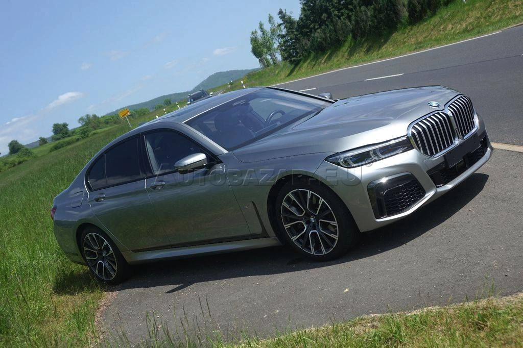 BMW Rad 7 750i xDrive A/T