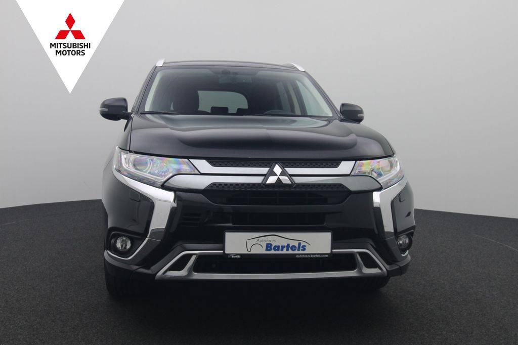 Mitsubishi Outlander PHEV 2.4 Basis 4WD A/T