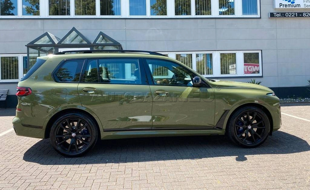 BMW X7 xDrive M60i mHEV A/T