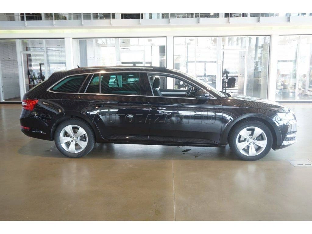 Škoda Superb Combi 2.0 TDI SCR Ambition DSG