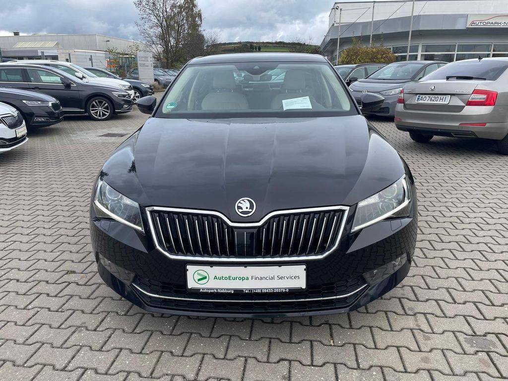 Škoda Superb 2.0 TDI DSG Premium Edition 4x4