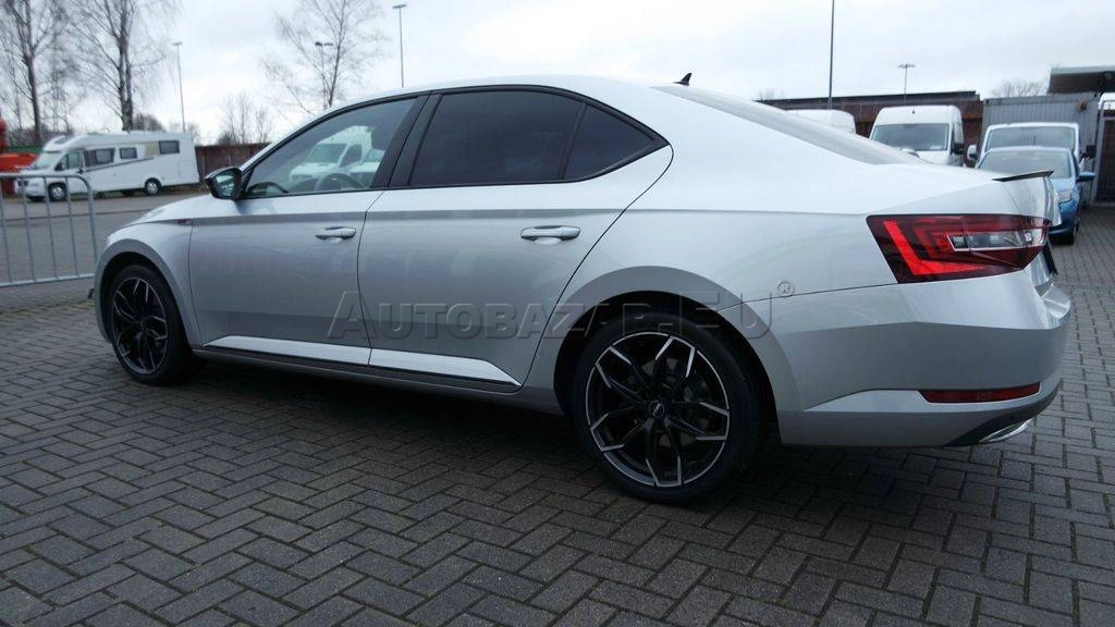 Škoda Superb 2.0 TDI Sportline DSG