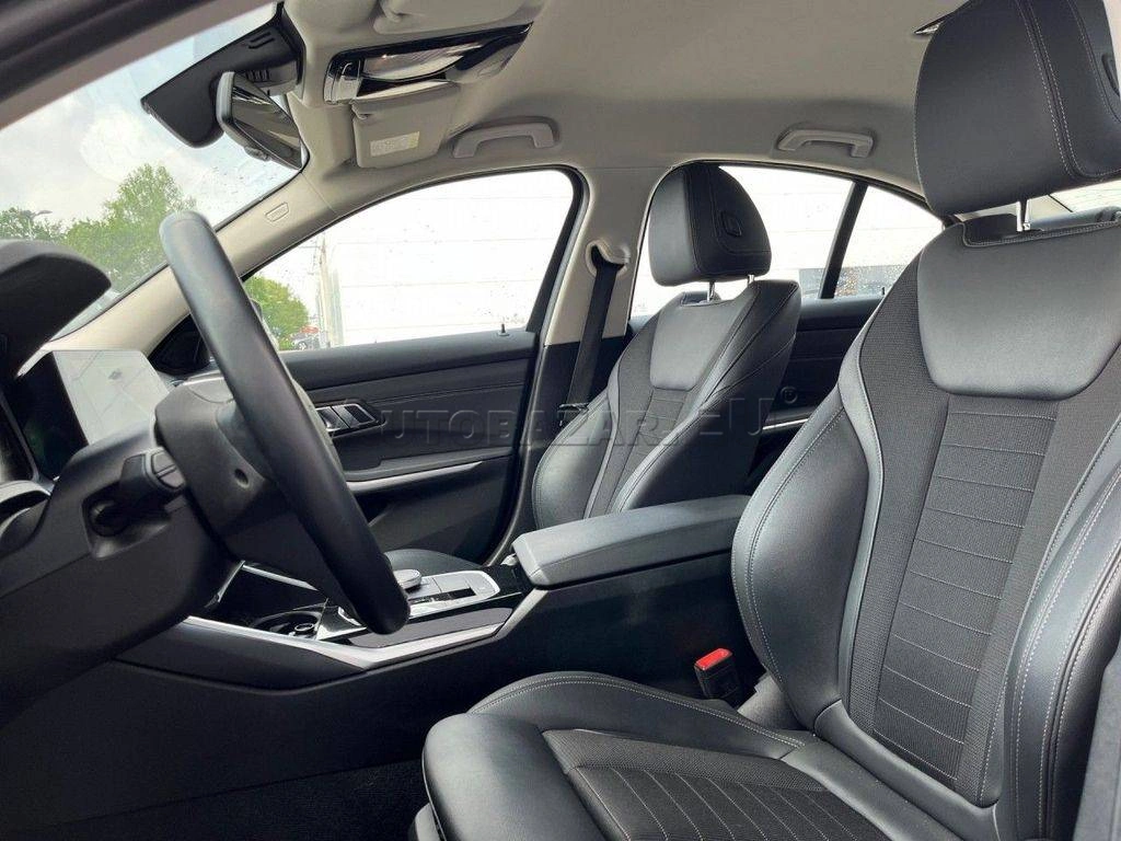 BMW Rad 3 330d A/T