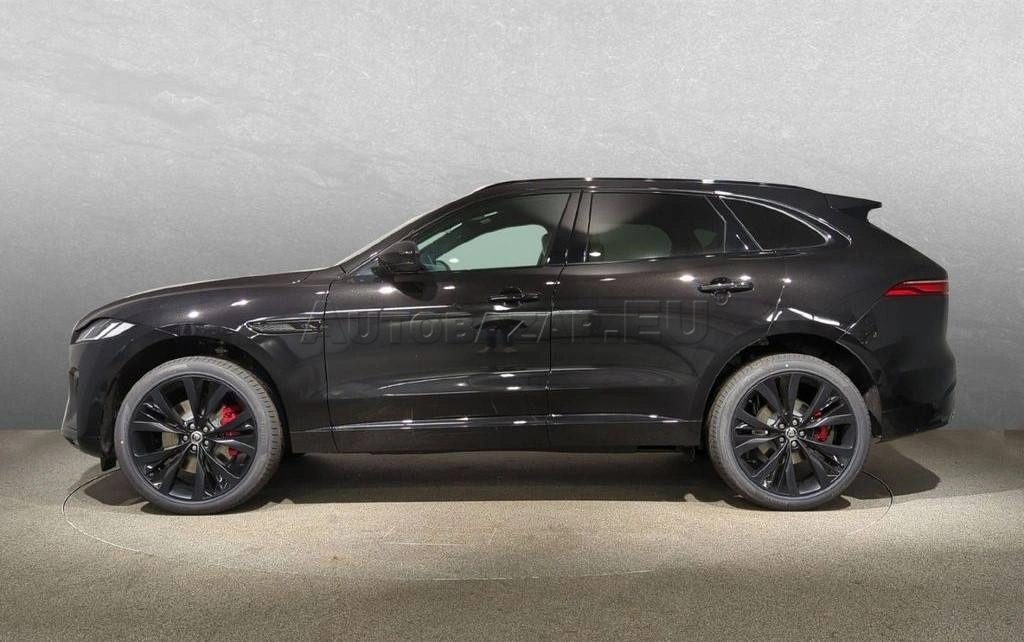 Jaguar F-Pace 3.0d I6 D300 MHEV R-Dynamic SE AWD A/T
