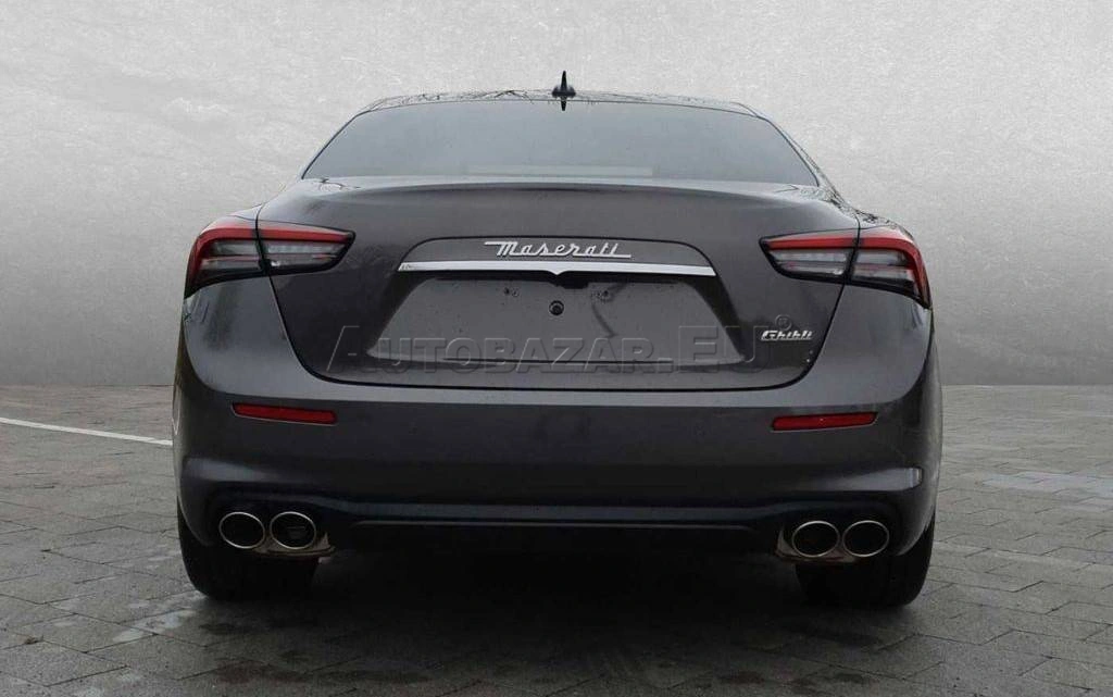 Maserati Ghibli A/T