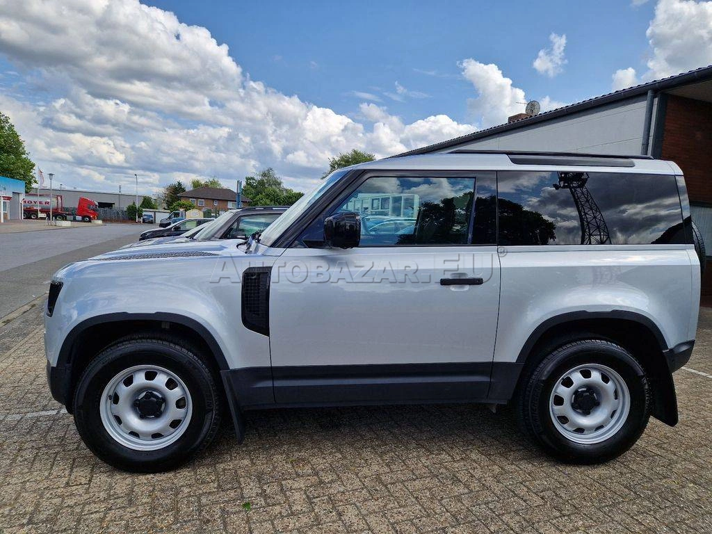 Land Rover Defender 90 2.0 Si4 P300 Standard A/T AWD
